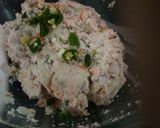 அக்கி ரொட்டி (Akki rotti recipe in tamil) ரெசிபி ஸ்டேப் 3 புகைப்படம்