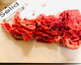 A picture of step 1 of Japanese Wagyu Beef (fry with garlic and butter soy sauce).