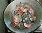 Foto langkah ke 2 dari resep Udang Saos Teriyaki.