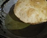 A picture of step 6 of Poori ki kheer Luchir payesh.