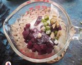 A picture of step 1 of Soupy Chickpea Salad.