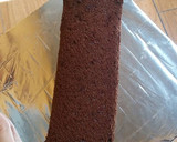 Foto langkah ke 8 dari resep Blackforest Roll Cake.