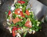 Foto langkah ke 3 dari resep Tumis Krecek Kecap.