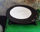 A picture of step 2 of Homemade stuffed roti Tortilla.