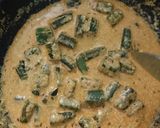 A picture of step 10 of Dahi bhindi.