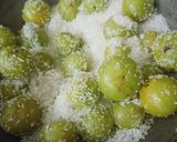 A picture of step 2 of Gooseberry murabba.