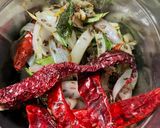 A picture of step 3 of Obbattu Saaru / Rasam.