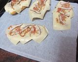 Foto del paso 3 de la receta: Pan pizza de solomillo, jamón serrano, zanahoria y aceitunas