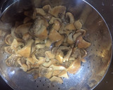 Foto del paso 2 de la receta: Conejo con níscalos (conill amb bolets)