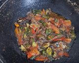 Foto langkah ke 4 dari resep Tumis Ikan Asin.