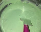Foto langkah ke 5 dari resep Bolu pandan "Magic Com" super lembuutt, ga seret ditenggorokan.