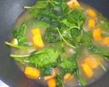 A picture of step 5 of Spinach creamy soup.