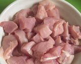 A picture of step 1 of Lemon shish tawook.
