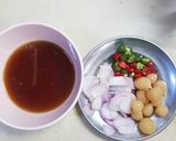 รูปขั้นตอนการทำที่ 2 ของ ยำไข่ดาวไข่เค็ม