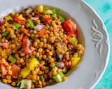 Foto del paso 5 de la receta: Ensalada de lentejas de bote fresquita y nutritiva ☀😎