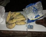 Foto langkah ke 1 dari resep Pisang Goreng Tepung Tumpah.