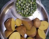ક્રીમ પોટેટો સલાડ (cream potato salad recipe in Gujrati) રેસીપી સ્ટેપ1ફોટો