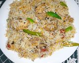 A picture of step 16 of Fried Garlic Masala Biryani.