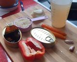 Foto del paso 1 de la receta: Arroz con conserva de chipirones rellenos, en su tinta