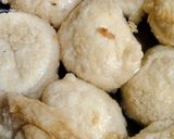 દહીં વડા (Dahi Vada Recipe In Gujarati) રેસીપી સ્ટેપ5ફોટો