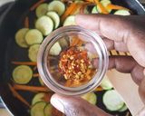 A picture of step 5 of Zuchinni Carrots Onion Stir Fry.