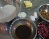 A picture of step 8 of Raspberry Caramel Muffins.