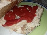 Sándwich de paté vegetariano de alubias