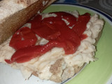Sándwich de paté vegetariano de alubias