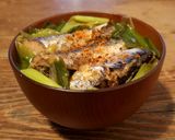 Foto del passaggio 3 della ricetta Ciotola di riso giapponese con sardine