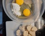 Foto langkah ke 1 dari resep Telur Gulung Pentol.