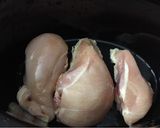 A picture of step 2 of Crockpot Chicken Bacon Ranch sliders.