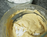 Foto del paso 5 de la receta: Bizcocho Marmolado