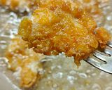 Foto del passaggio 4 della ricetta Bocconcini di pollo con corn flakes