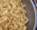 A picture of step 5 of Fusilli in Mackerel Sauce.