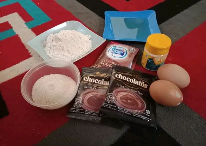 Langkah-langkah untuk membuat Resep Brownis kukus chocolatos yummy