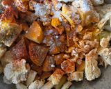 A picture of step 3 of Aloo gobhi sabzi.