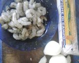 Foto del paso 1 de la receta: Espaguetis con camarones encebollados