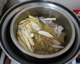 箭筍酸菜排骨湯(簡單料理)的食譜步驟5照片