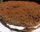A picture of step 5 of Engagement cake.