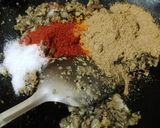 भरवा करेले (bharwa karele recipe in Hindi) रेसिपी चरण 3 फोटो
