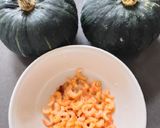 A picture of step 1 of Pumpkin with Dried Shrimp.