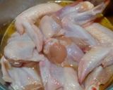 รูปขั้นตอนการทำที่ 1 ของ ไก่ทอดเทมปุระพริกไทยดำ