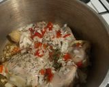 Foto del paso 2 de la receta: Pollo con arroz amarillo