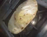 கார்லிக் பட்டர் நான் ரெசிபி ஸ்டேப் 4 புகைப்படம்