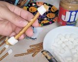 Foto del paso 3 de la receta: Halloween cotonetes sucios