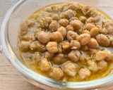 A picture of step 5 of Lebanese Balila (chickpeas with garlic and olive oil) - under 30 minutes.