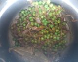 मटार पुलाव (Matar Pulav recipe in marathi) रेसिपी स्टेप 2 फोटो 