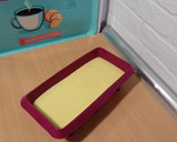 Foto del paso 3 de la receta: Bizcocho de yogur de limón con base de chocolate