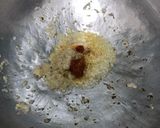 Gambar langkah 1 resipi Nasi Goreng Tomyam Mudah dan Sedap!.