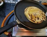 A picture of step 4 of Lachha paratha.